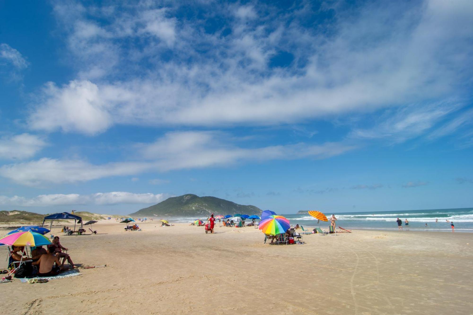 Villa Casa Praiana Poucos Passos Do Mar, Santinho Ab9757